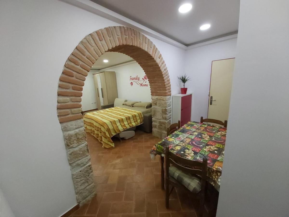 Studio Apartman Marko Porec Esterno foto
