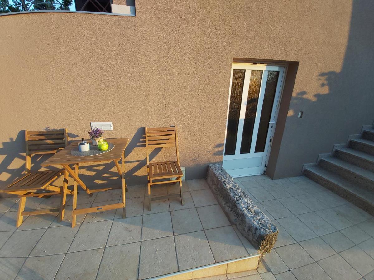Studio Apartman Marko Porec Esterno foto