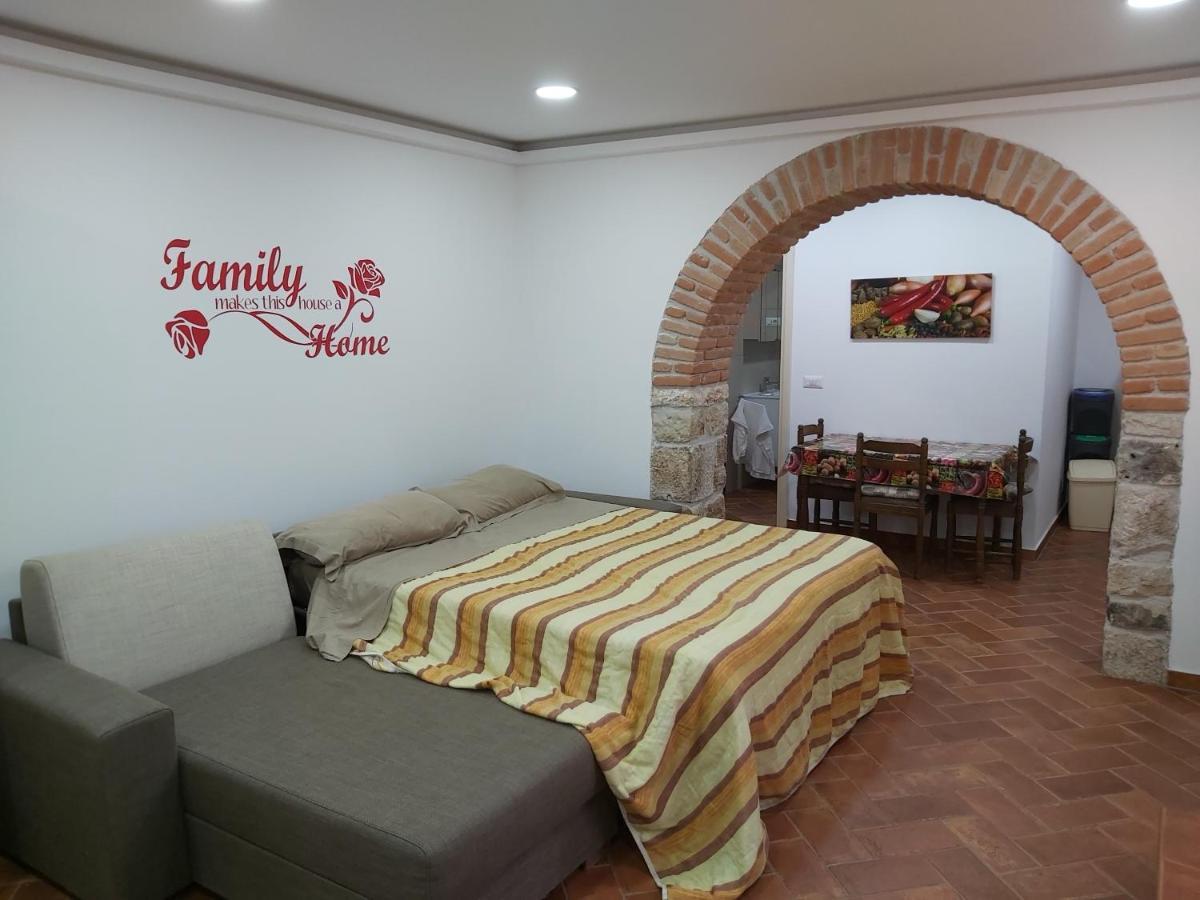 Studio Apartman Marko Porec Esterno foto